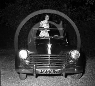 AUCE 545 Peugeot 203 cabriolet .jpg