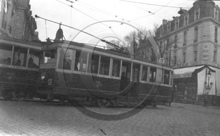 BX 228.jpg