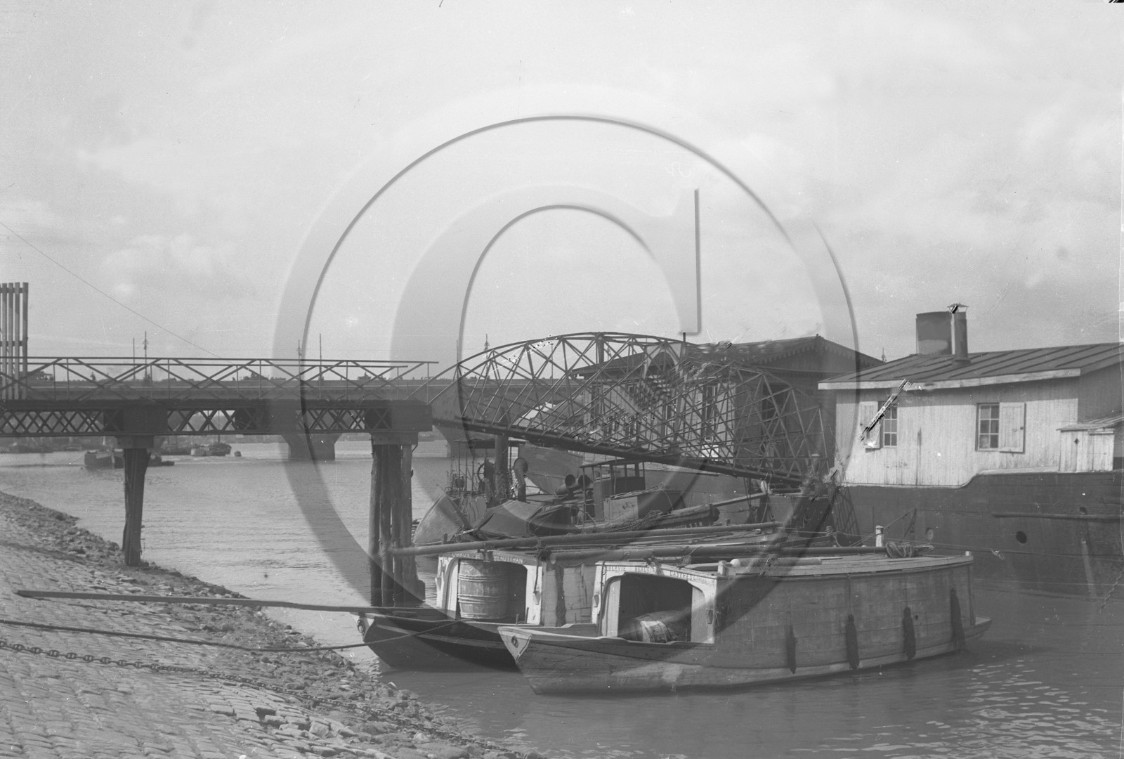 BX 257.jpg
