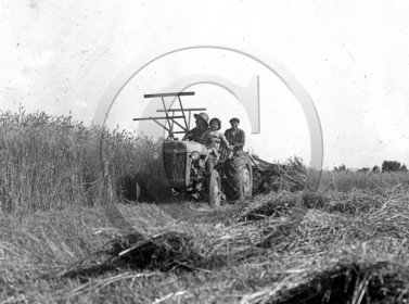 AG TRACTEUR.jpg