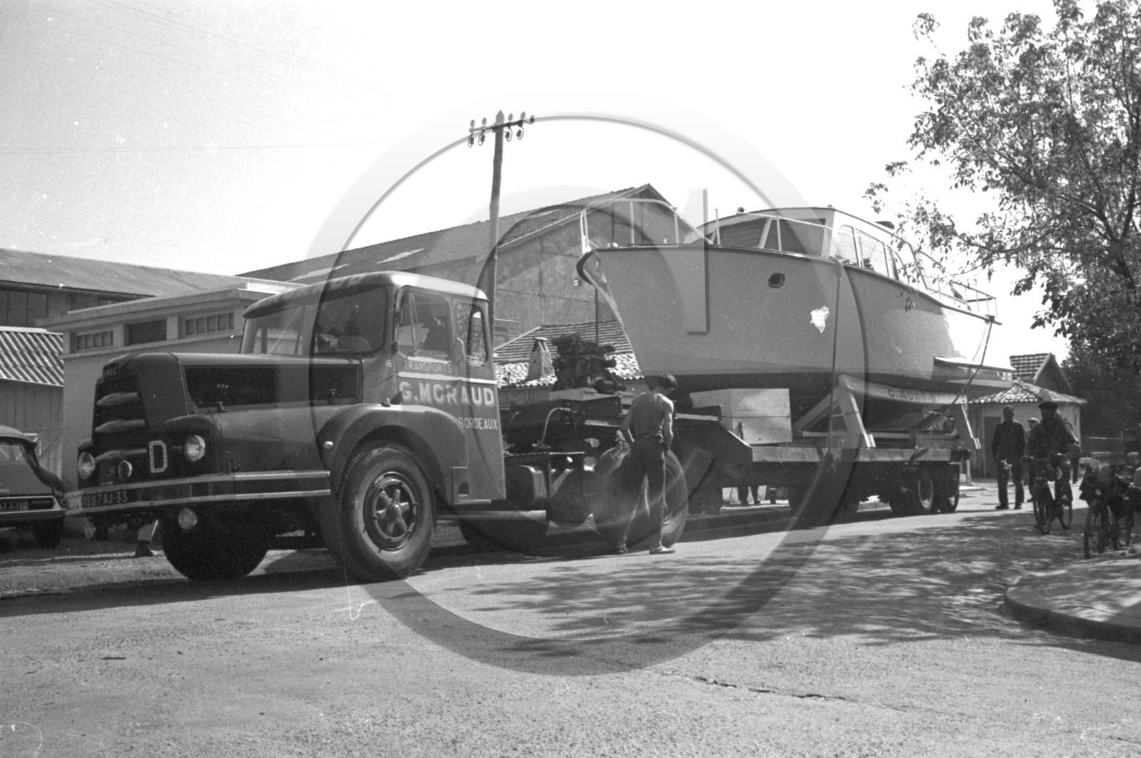 arc 1867 camion Giraud .jpg