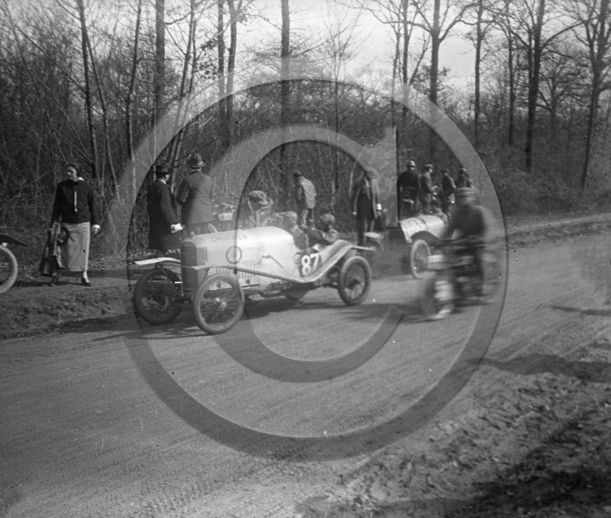 AUC 195 Amilcar moto course d'endurence  .jpg
