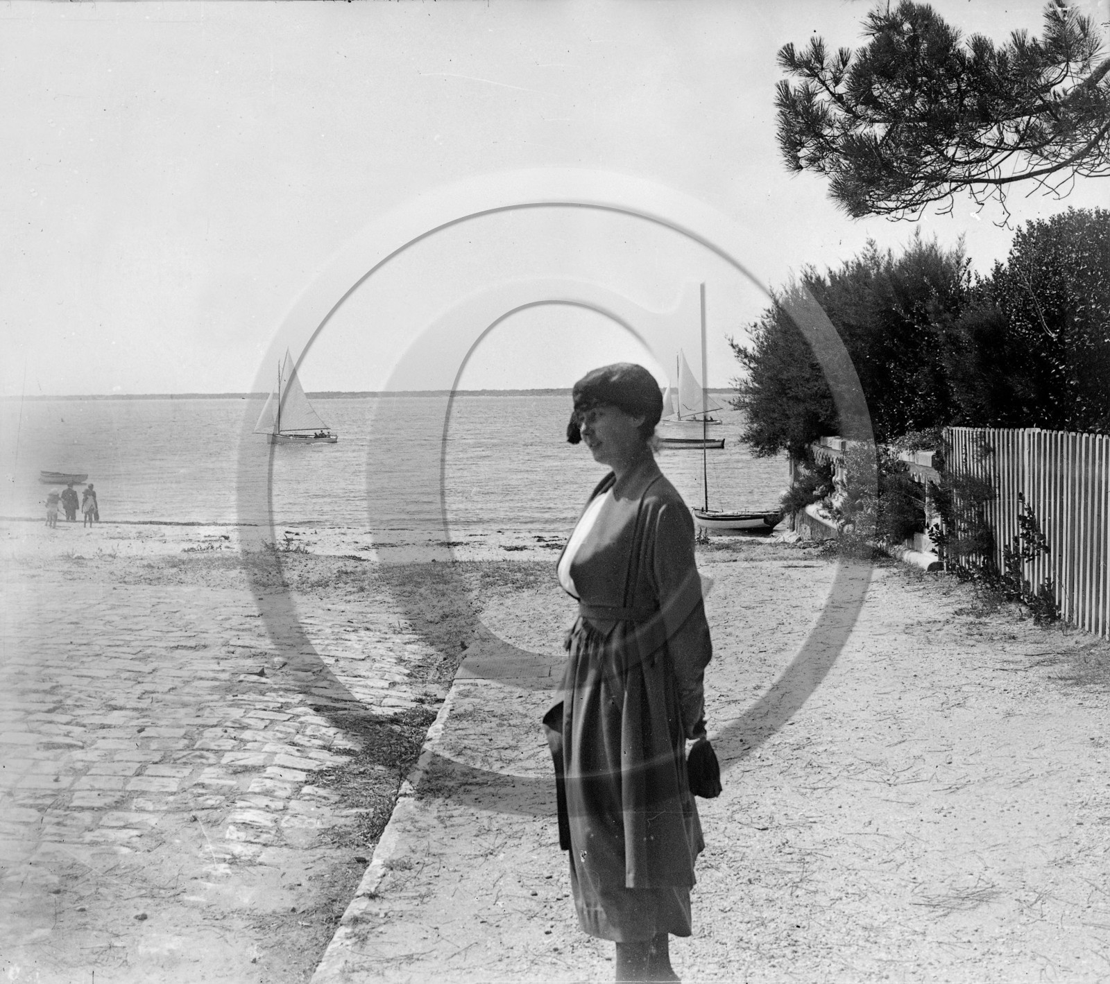 arc 4204 le Moulleau rue piétonne .jpg