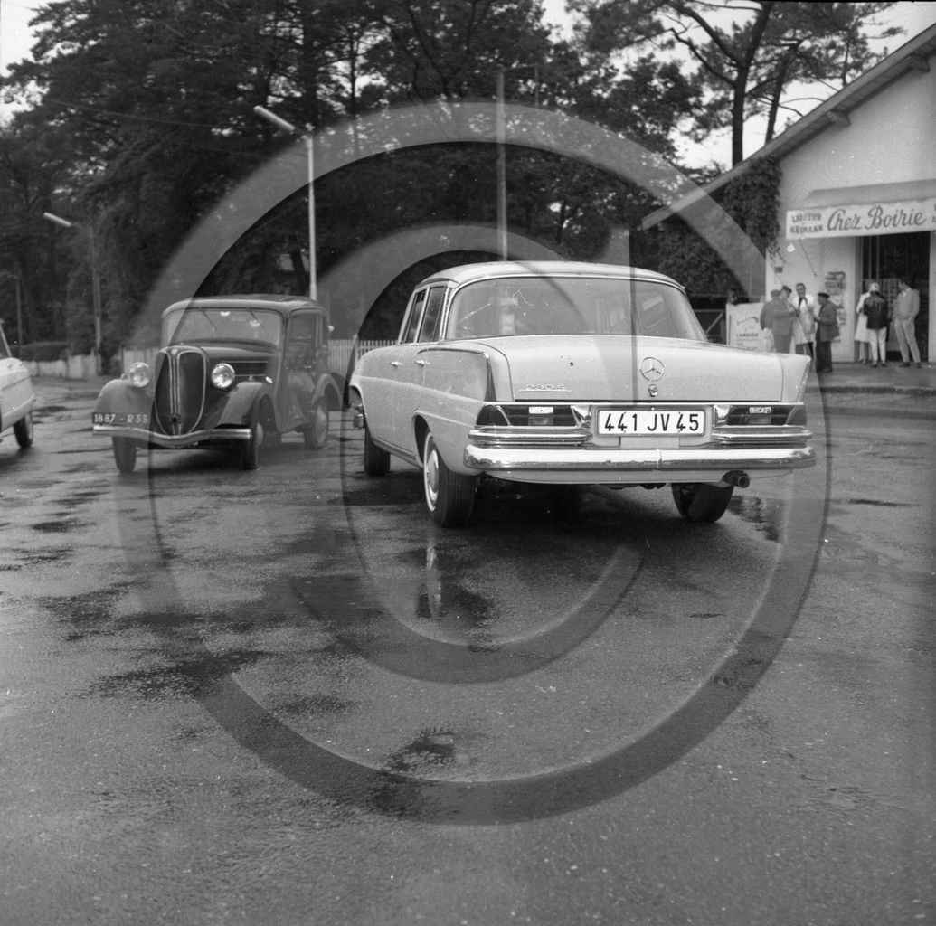 AU 1386  Rosengart .jpg