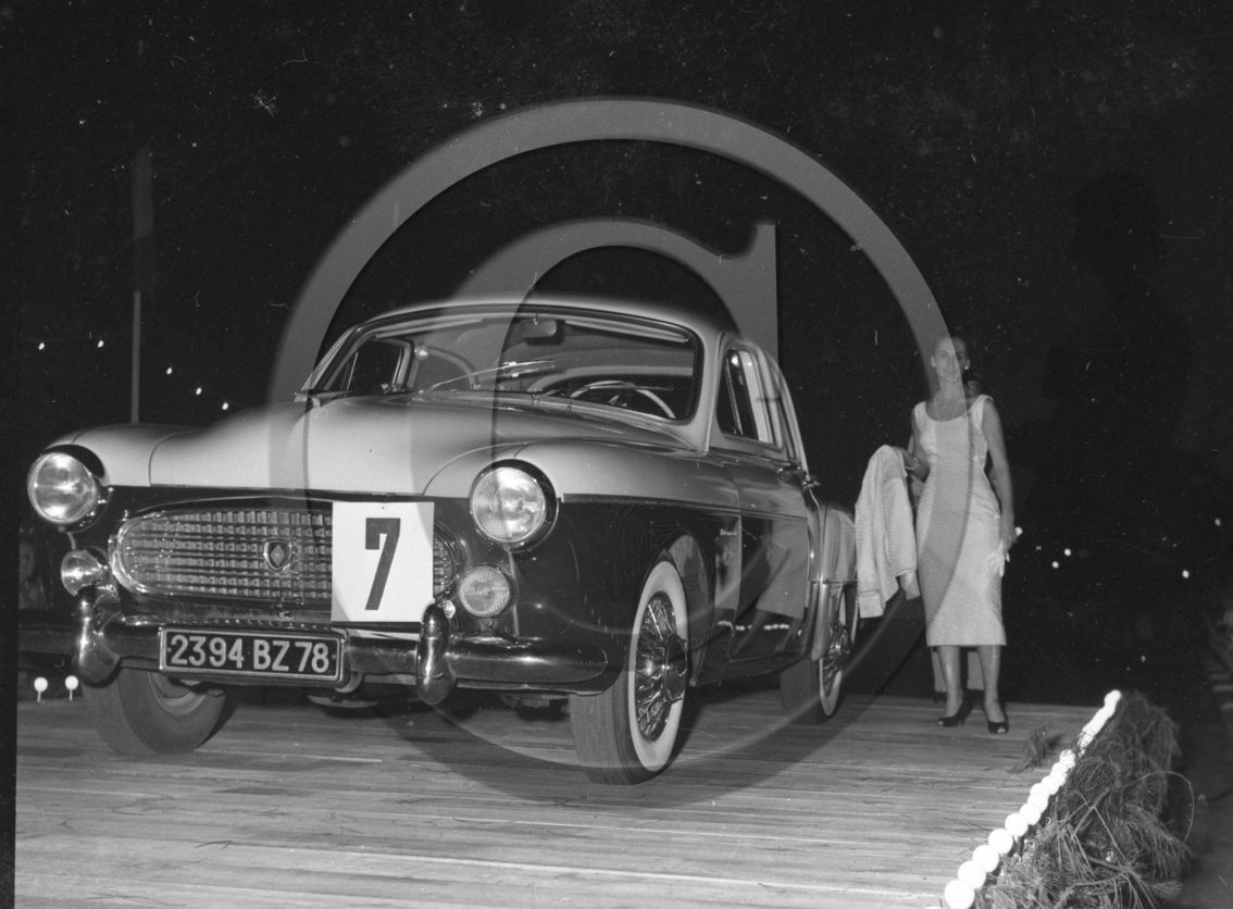 concours elegance apres guerre