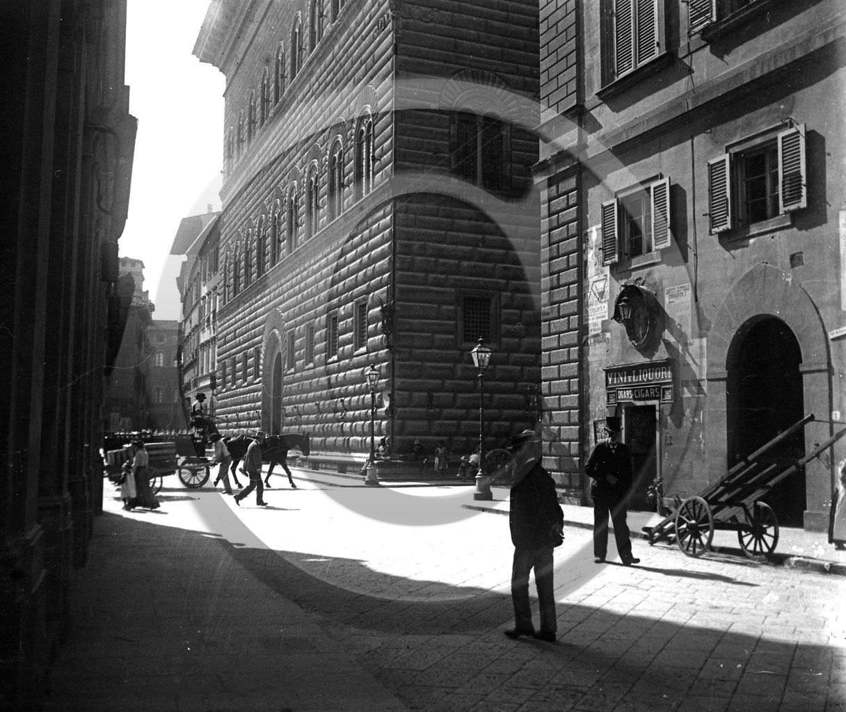 Florence  palace Strozzi  Italie .jpg