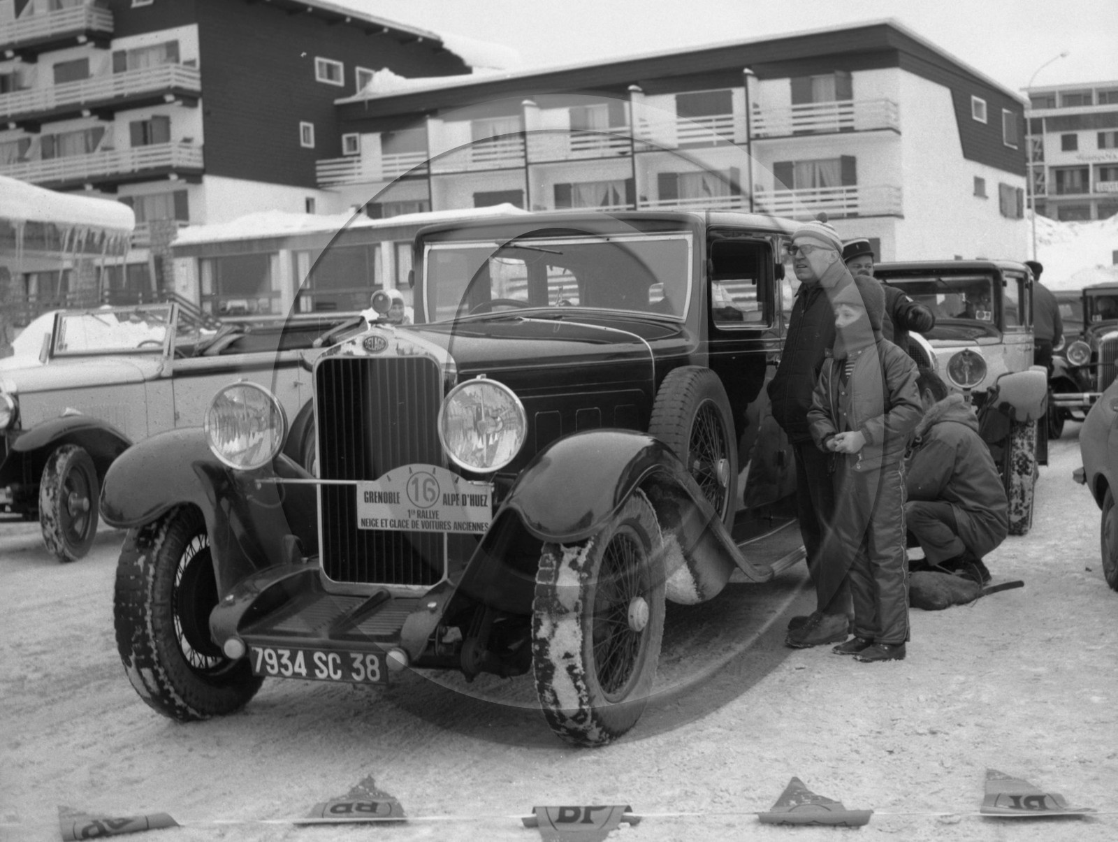 AU 749 Delage Alpe d Huez  .jpg
