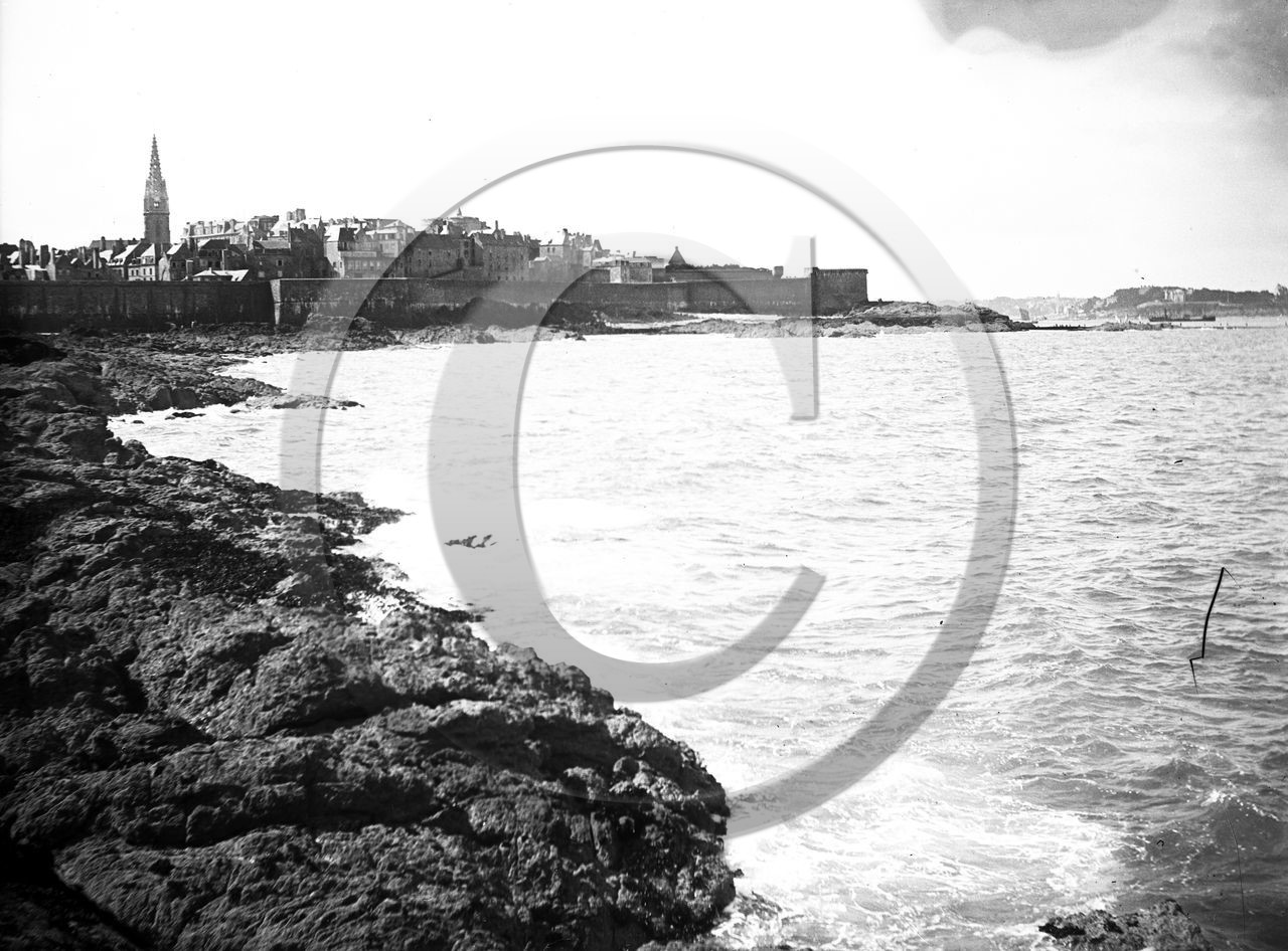 BA 383 St Malo  dpt 35.jpg