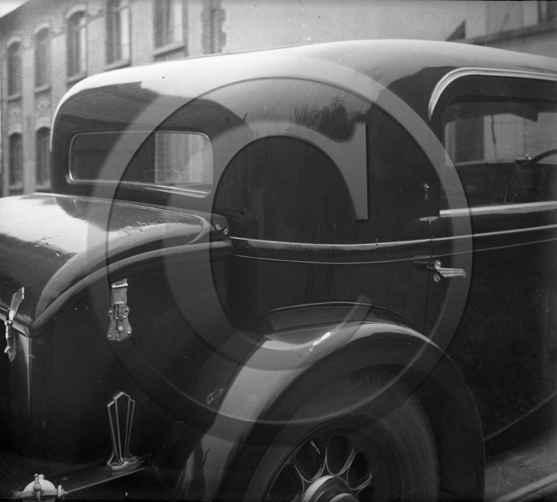 AU 1185 panhard  .jpg