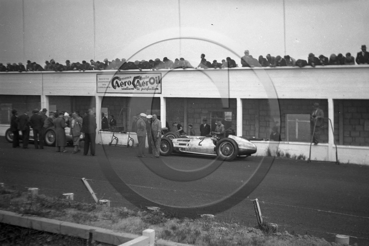 auc 103  mercedes  .jpg