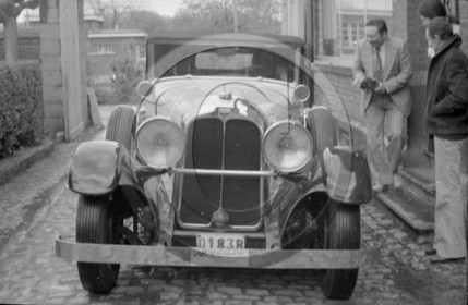 AU 151 Auburn 1930 .jpg