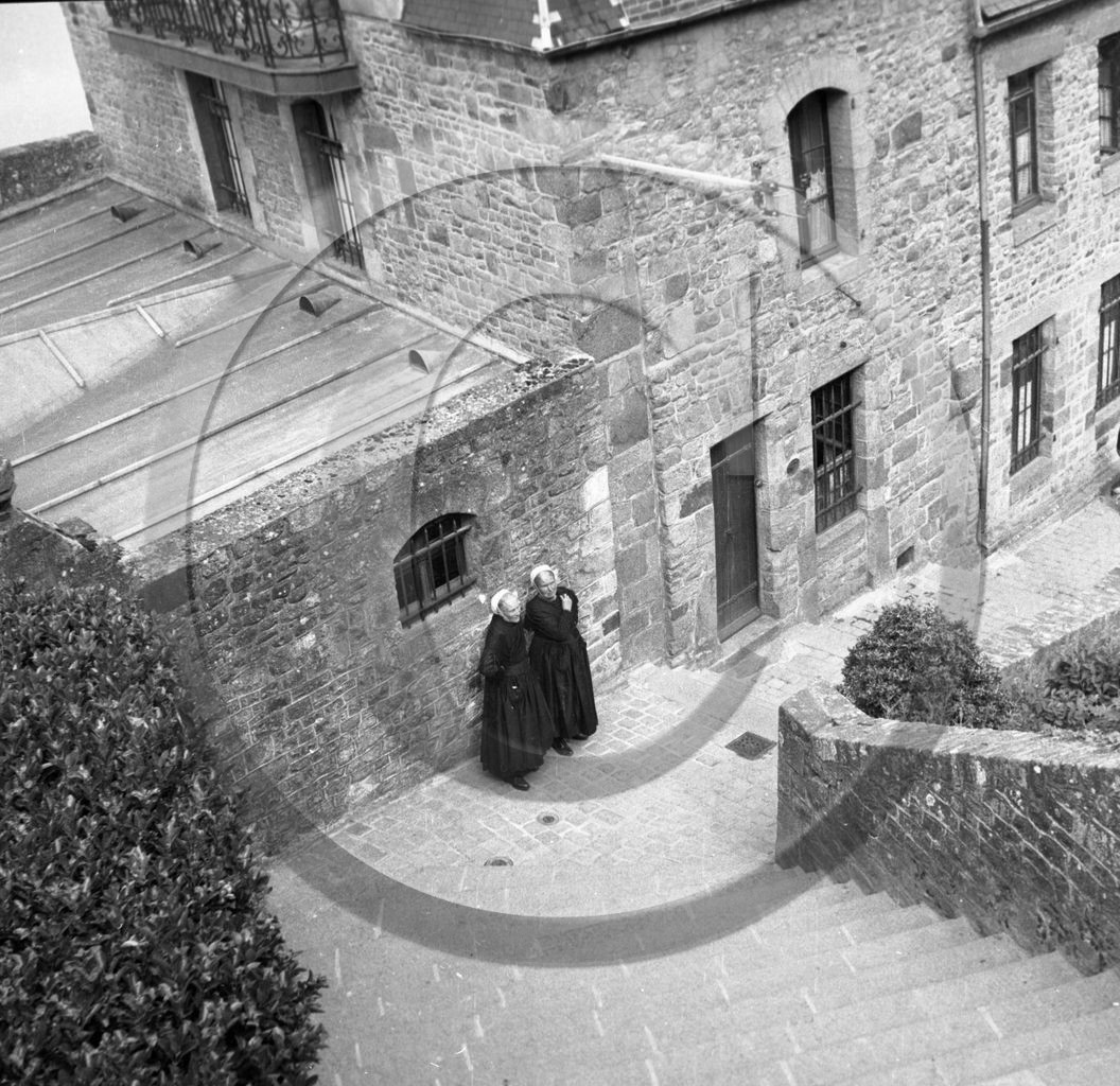 vi  37  Mont St Michel  dpt 50 -H. Dargence .jpg