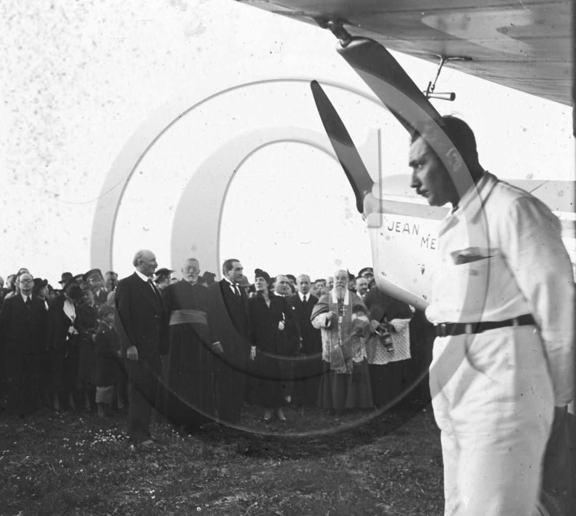 avi 160 benediction du Jean Mermoz 1-19-37 Alger .jpg