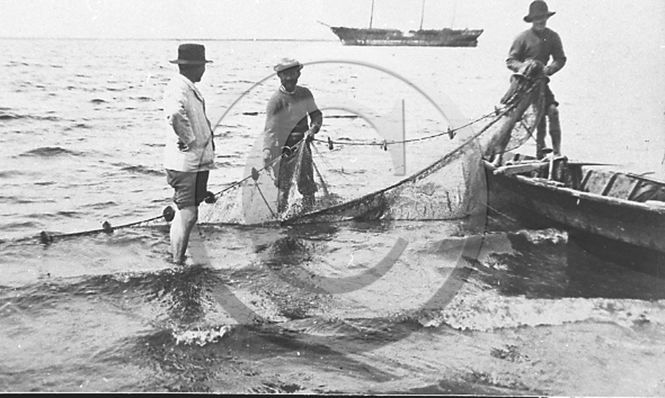 arc 1105 peche en pinassotte .jpg