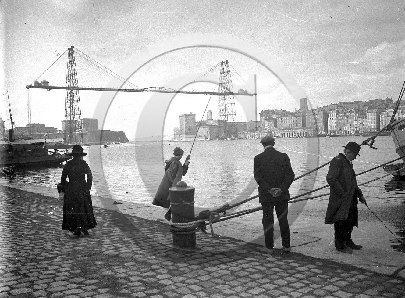 vi  1123 marseille le pont transbordeur en entier.jpg