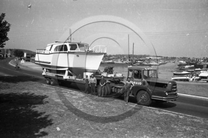 arc 1865 camion Giraud .jpg