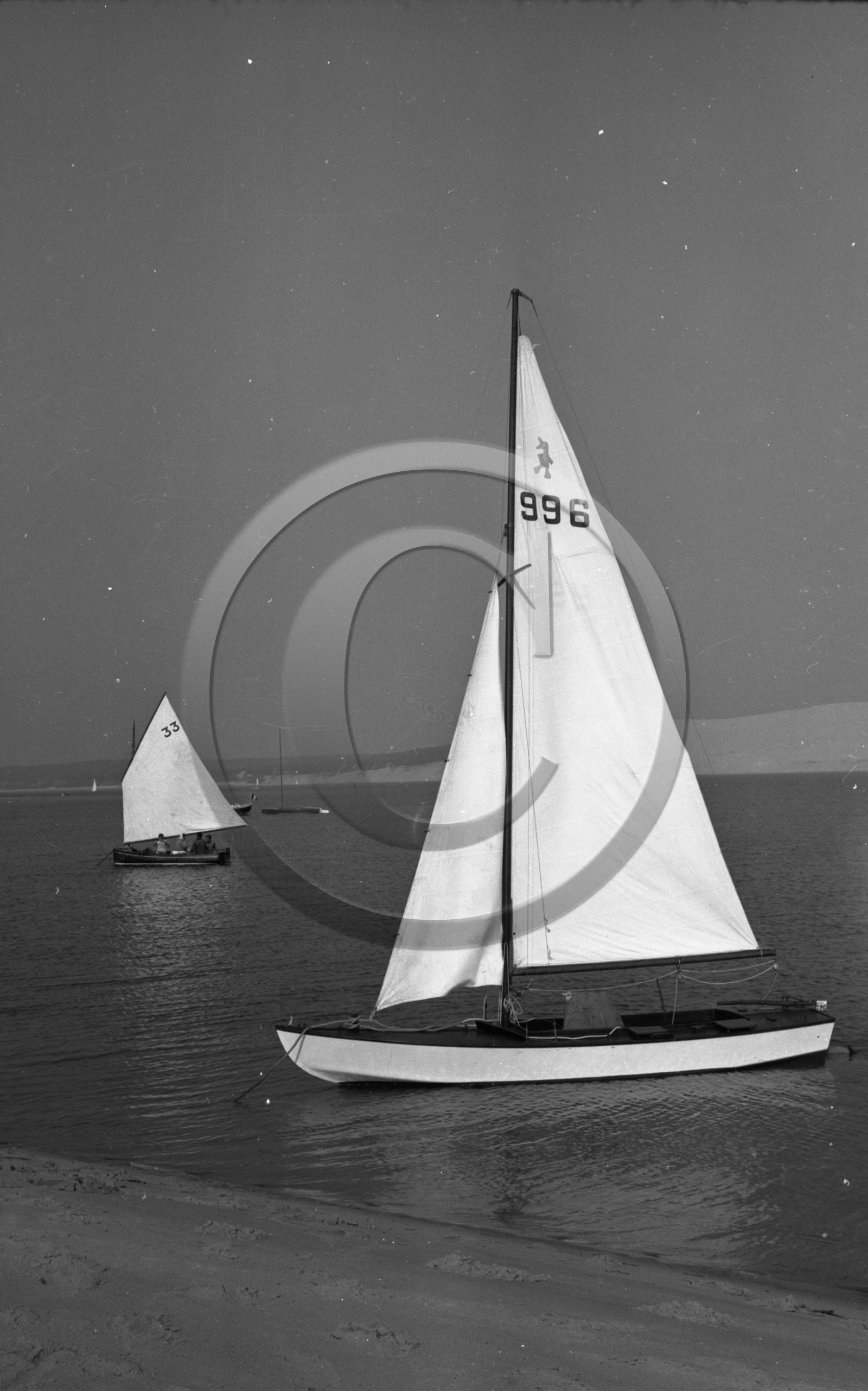 arc 4352 voilier caneton + monotype.jpg