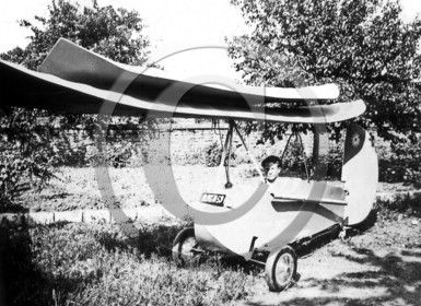 AVI 257 13x18 retouché .jpg