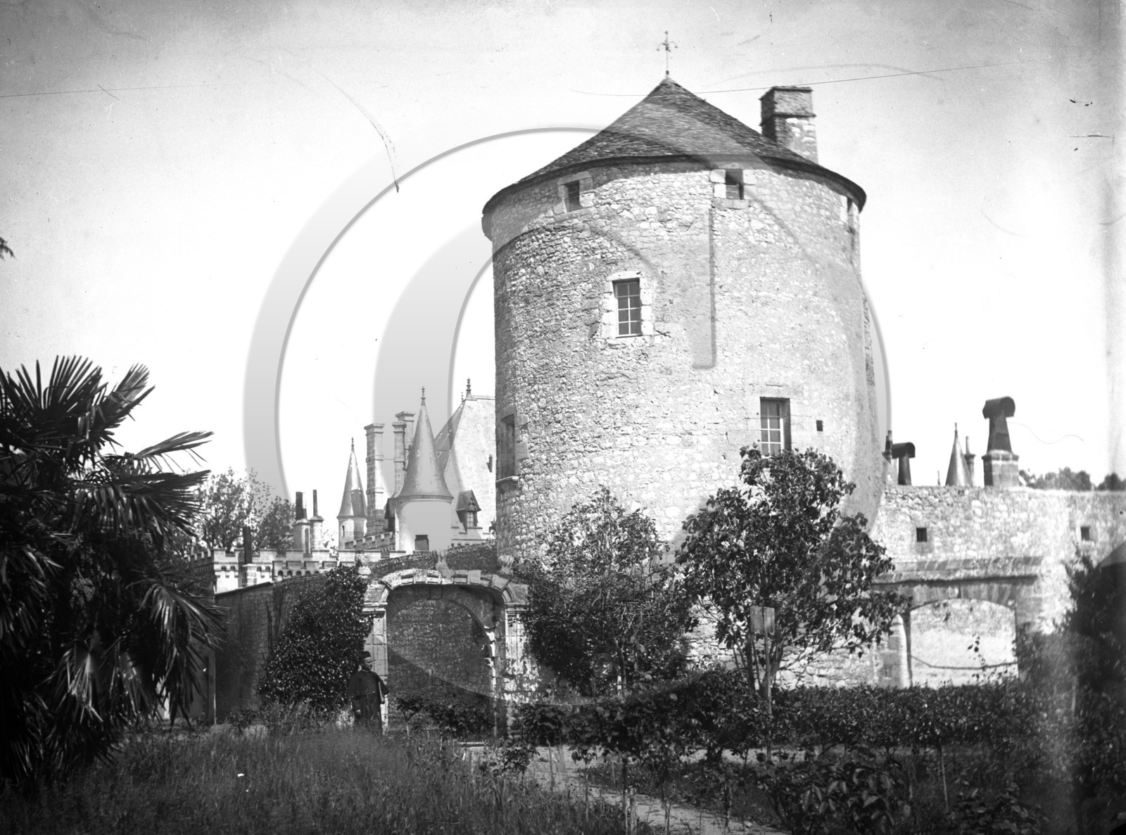 vi  1841  chateau mur d enceinte tour  dans serie Grignols  dpt 33.jpg