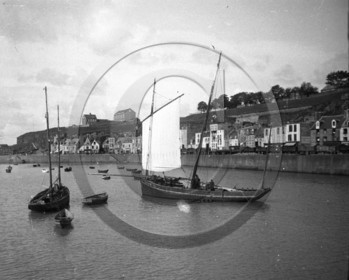 vi  1904  Cancale  bisquine dpt 35 .jpg