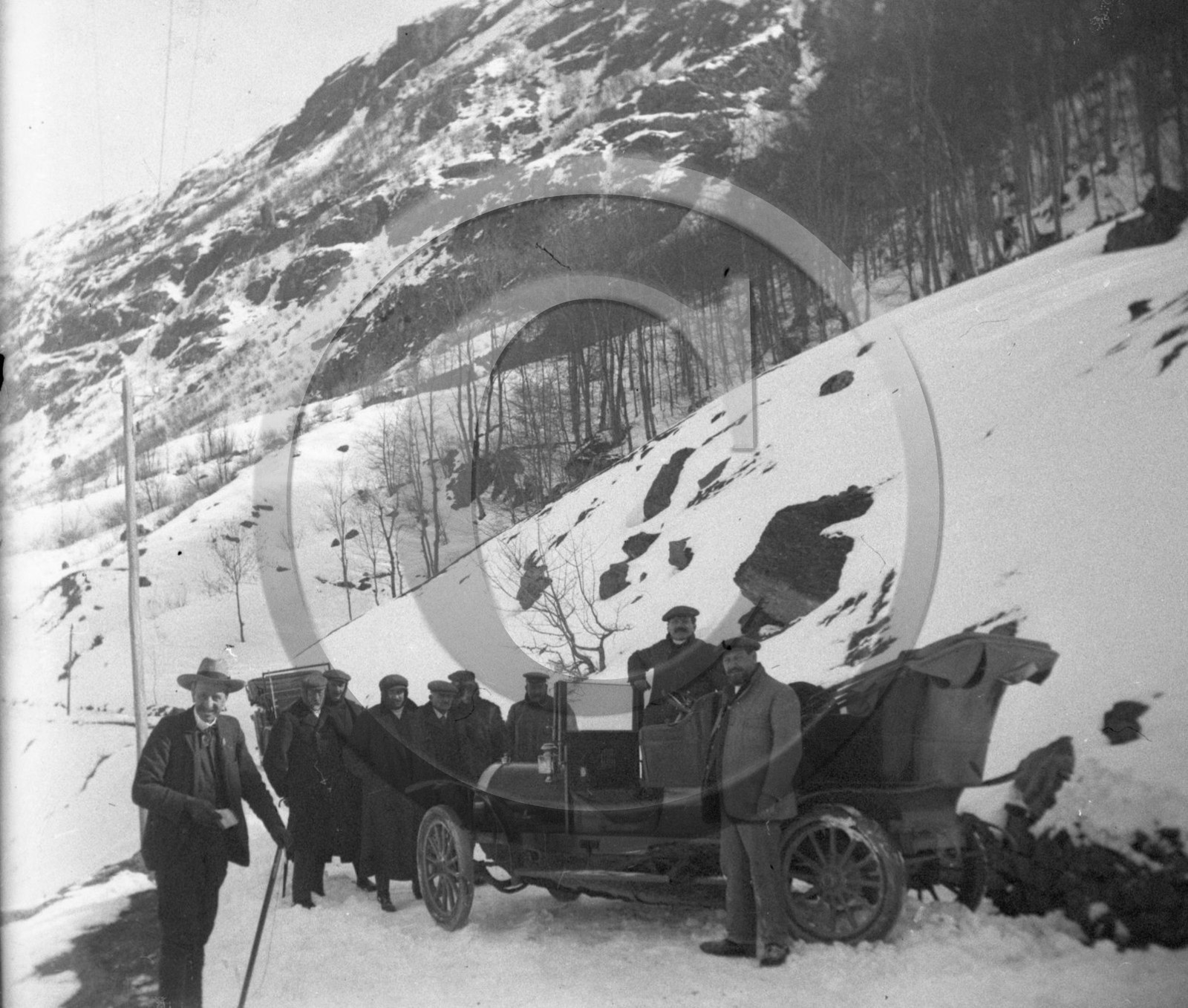 AU 2388 Chenard Walker .jpg