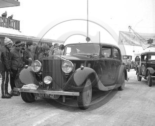 Au 788 rolls Royce .jpg