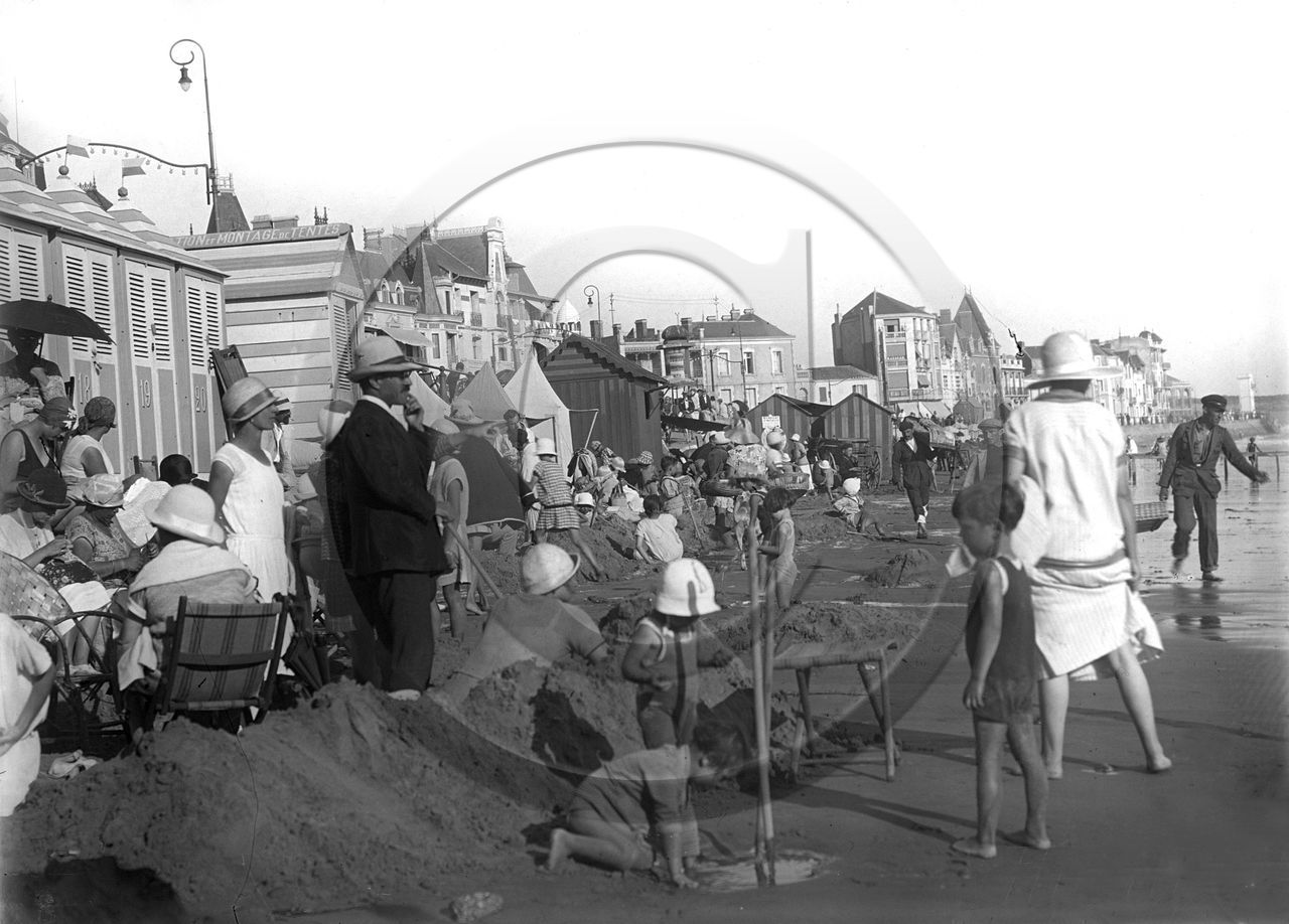 vi  1131 les Sables d'Olonne  dpt 85 .jpg