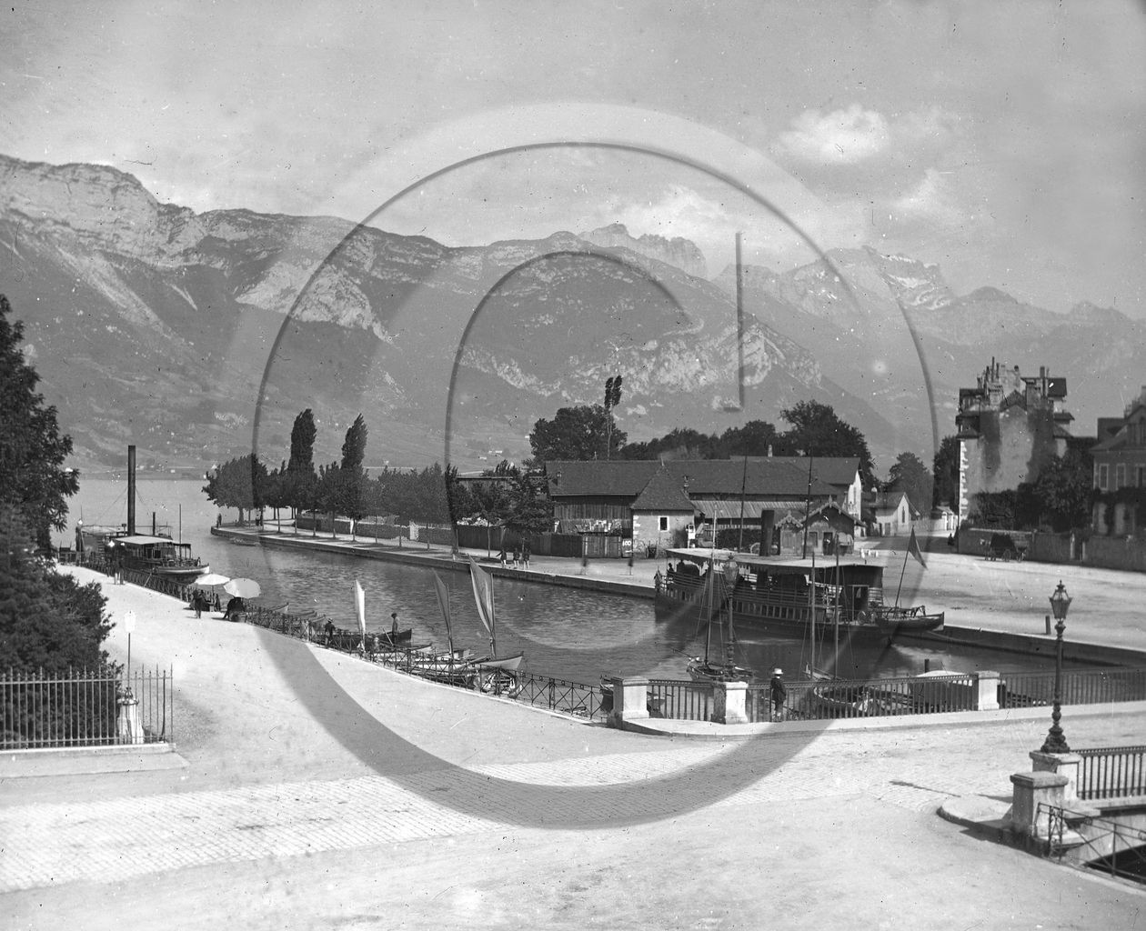 vi  1443 Annecy le port et la Tourmette.jpg