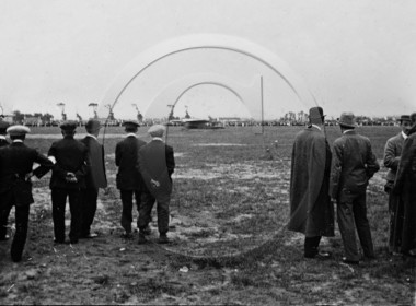 AVI 267  Calais en 1913 monoplan Bayard-Clément.jpg