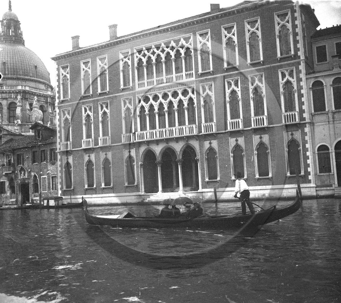 venise palais genovese canal grande   Italie.jpg