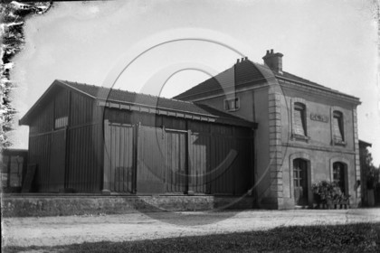 vi  1588 gare de Labrède  dpt 33.jpg