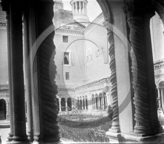 Rome basilique St Paul hors les murs - 2 -  Italie .jpg