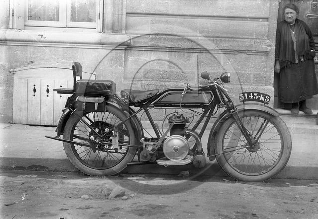 MOV 47   Monet et Goyon  .jpg