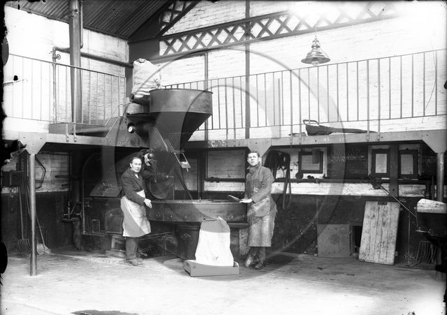 Treves  magasin central des cooperatives generales  armee du Rhin Allemagne.jpg