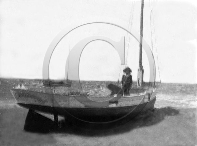 arc 4515 bac à voile flou .jpg