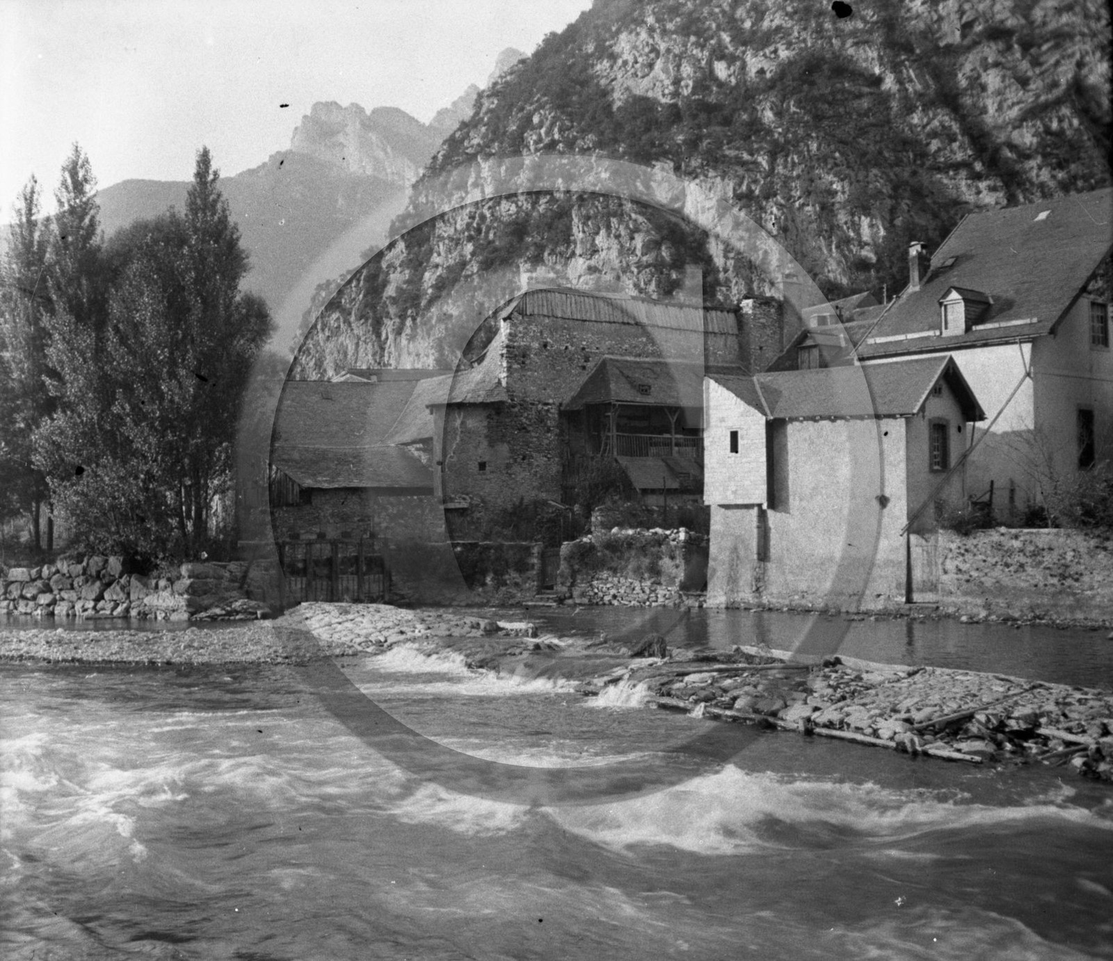 vi  1877 St Beat dpt 31         .jpg