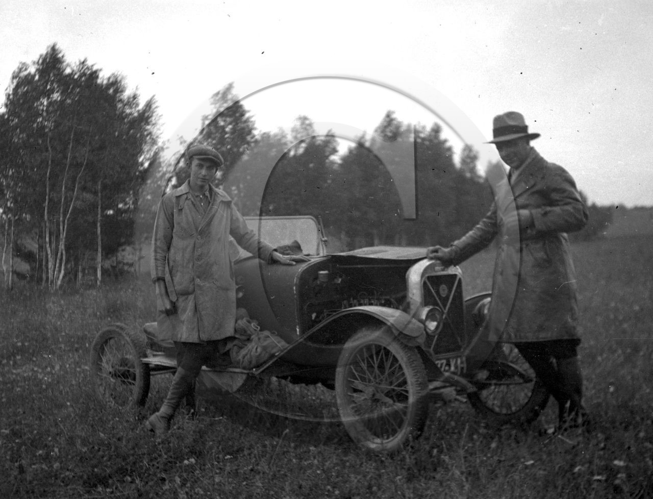 AU 1301 Salmson .jpg