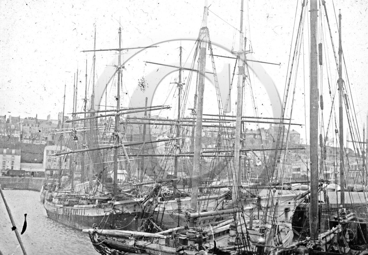 vi  993 Granville les chalutier.jpg