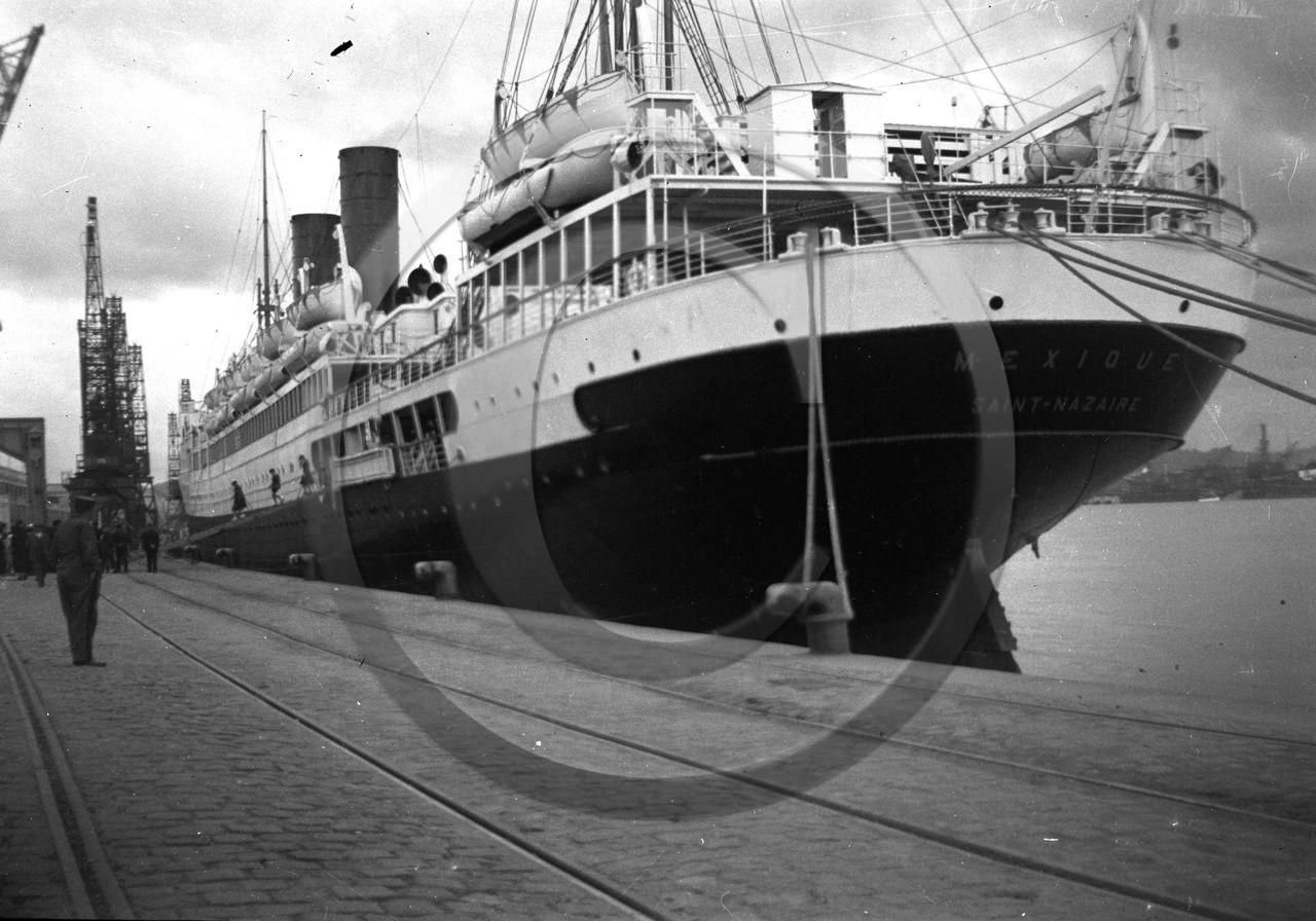 BA 705 paquebot Mexique  Saint Nazaire  .jpg